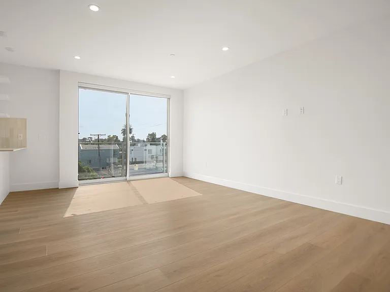 4418 S Slauson Ave #401 — Photo 19