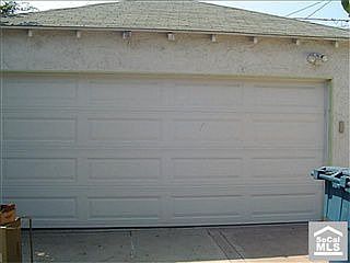 5th image of 10521 Kauffman Ave