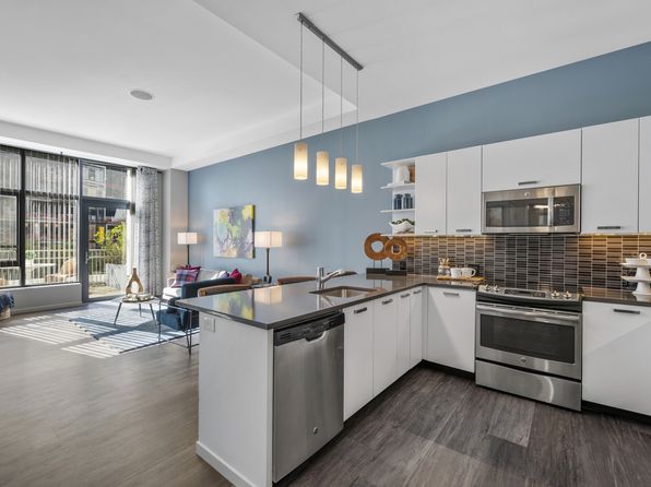 20 Child St APT 1819