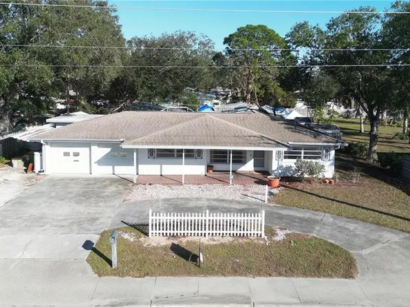 975 S Tuttle Ave, Sarasota, FL 34237