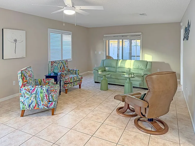 408 Duarte Ln — Photo 11