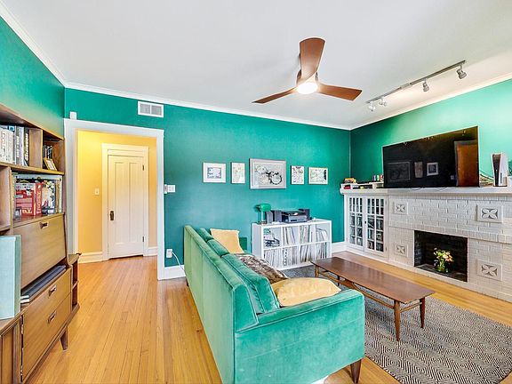 4th image of 1618 W Edgewater Ave APT 1E