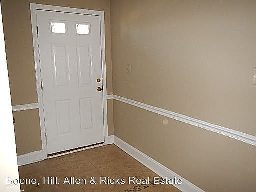 4th image of 225 Overton Dr