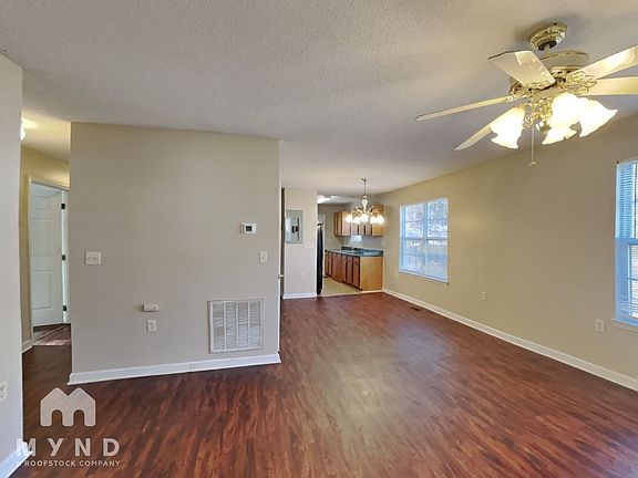 3rd image of 202 Jubilee Dr