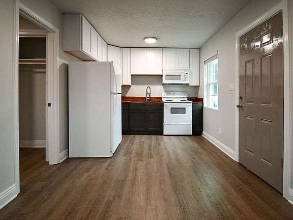 2nd image of 5094-J East Ave #7-L