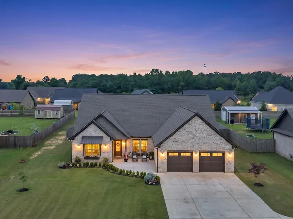 342 Ranch Rd, Rainsville, AL 35986