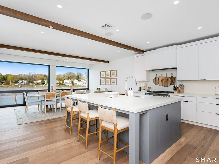 111 Rowayton Ave #201 — Photo 9