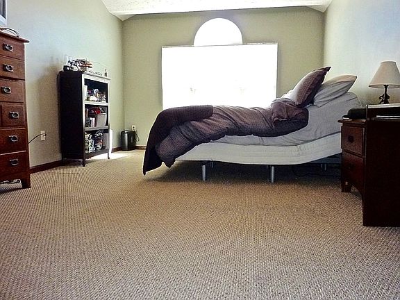 2nd image of 1147 Donner Dr