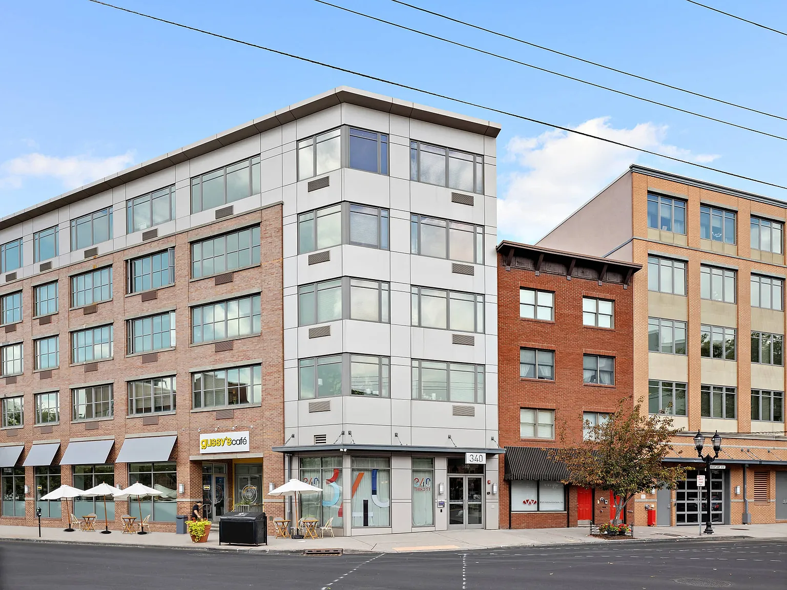 340 Third — Photo 2