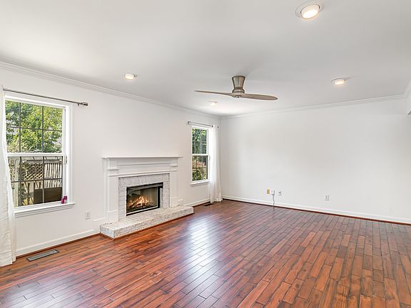 5th image of 2844 Jessie Ct