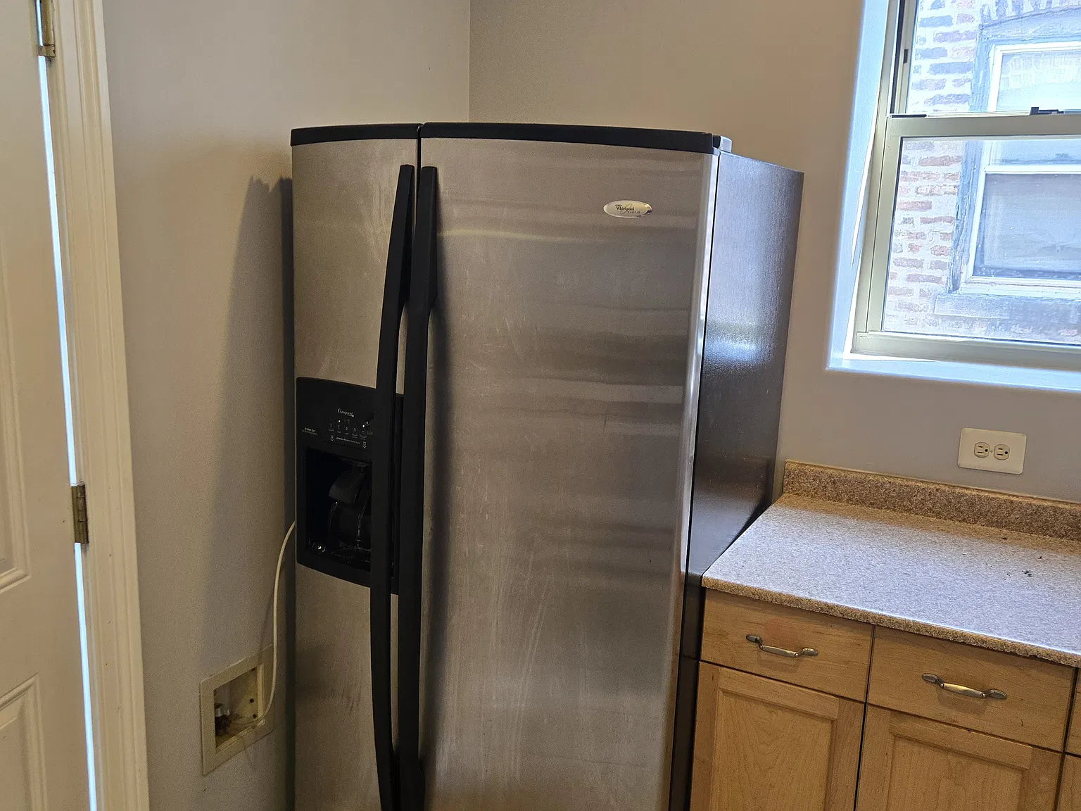 2 bed, $1,650 — Photo 3