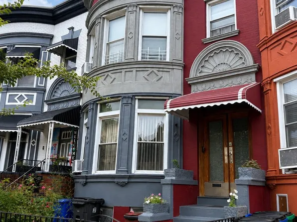 1052 Lincoln Place, Brooklyn, NY 11213
