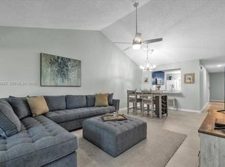 280 Timber Lake Cir #201, Naples, FL 34104