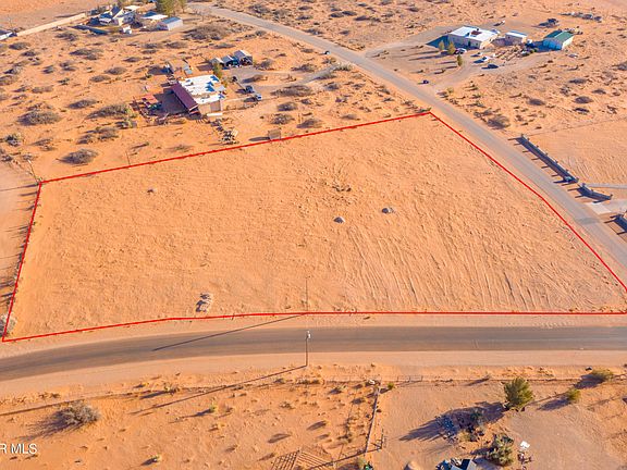 5th image of 5301 Desert Willow Dr