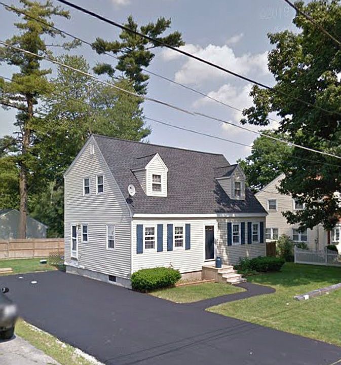 2nd image of 28 Beech St