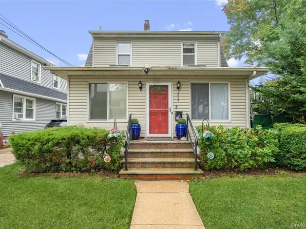 224 Bryant Avenue, Floral Park, NY 11001