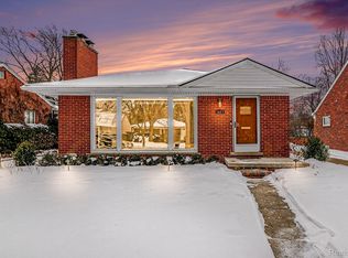 1421 Lloyd Ave, Royal Oak, MI 48073