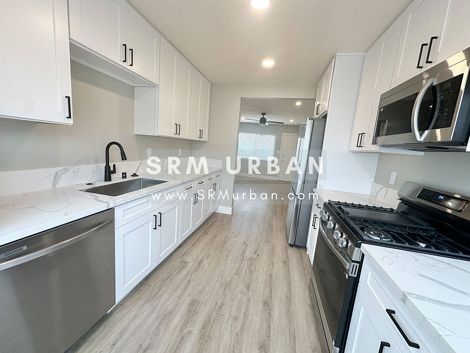 1st image of 4076 Texas St #1/2