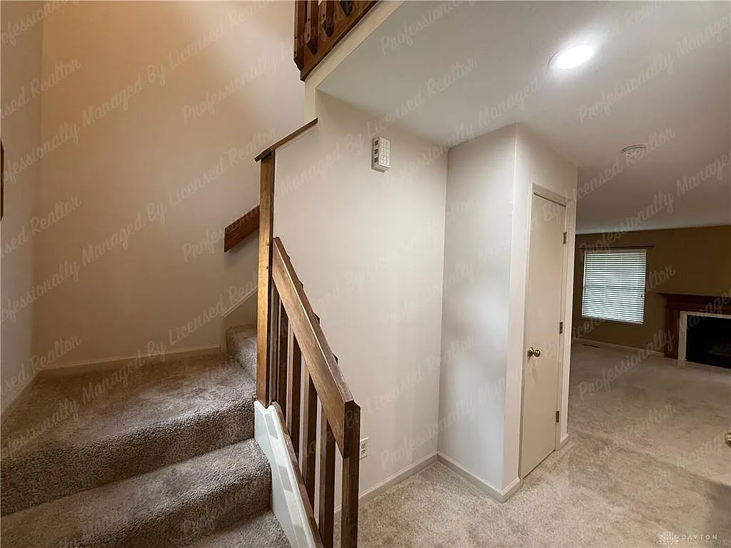 2 bed, 1.5 bath, 1268 sqft, $1,400 — Photo 3