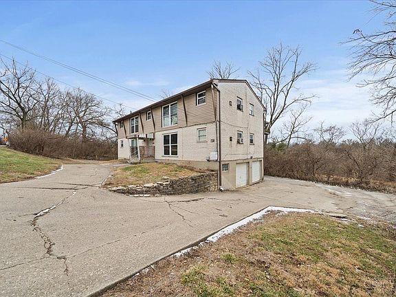 2nd image of 2465 E Galbraith Rd