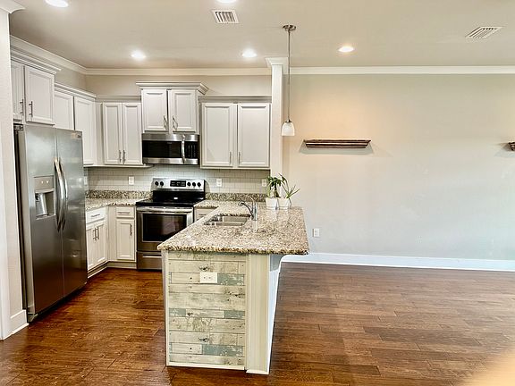 4th image of 26897 Spyglass Dr