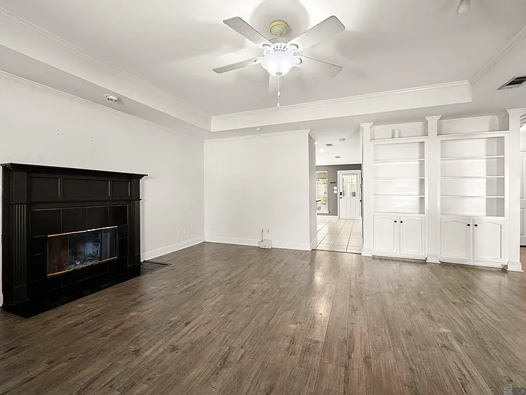 17190 N Lake Dr — Photo 6