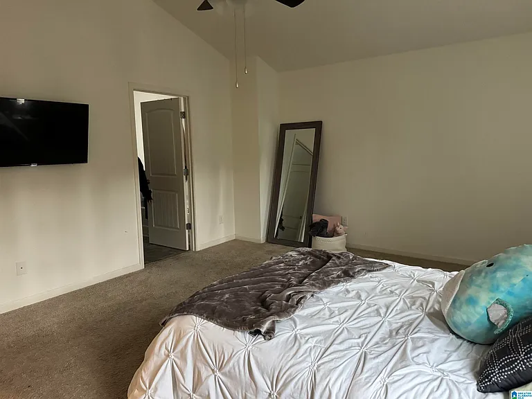 204 Chelsea Park Rd — Photo 9