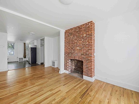 3rd image of 59 Duffield St
