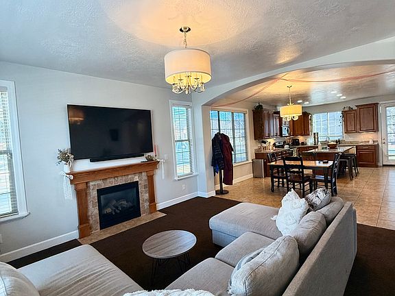 4th image of 5519 W Coventry Rd