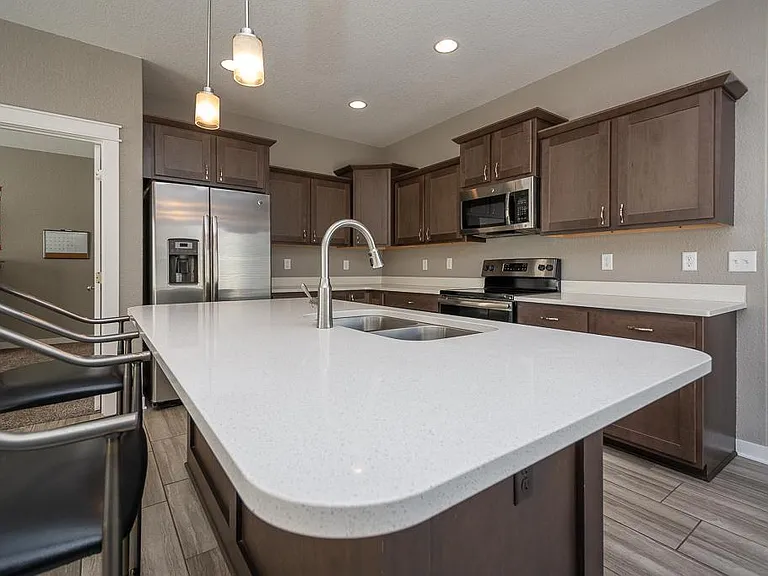 3724 Marigold Dr — Photo 10