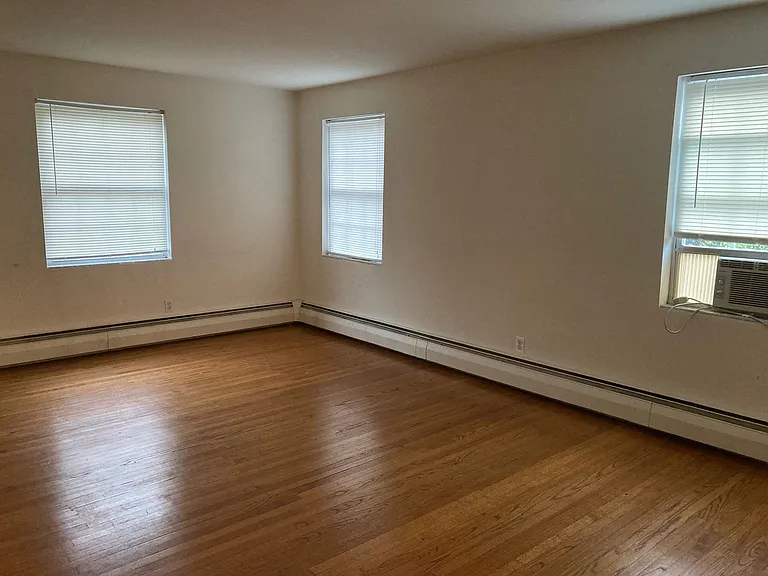 101 Valley Rd — Photo 23
