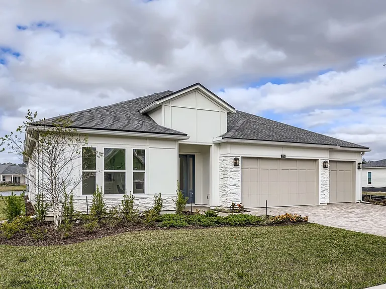279 Bismarck Palm Rd — Photo 3