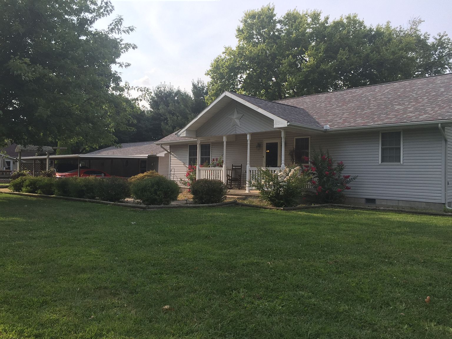 408 Kings Hwy, Kinmundy, IL 62854 Zillow
