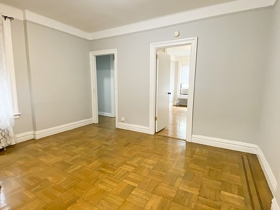 5th image of 28-31 34th St #22