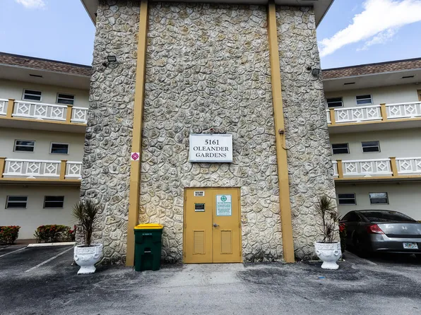 5161 W Oakland Park Boulevard #106, Lauderdale Lakes, FL 33313