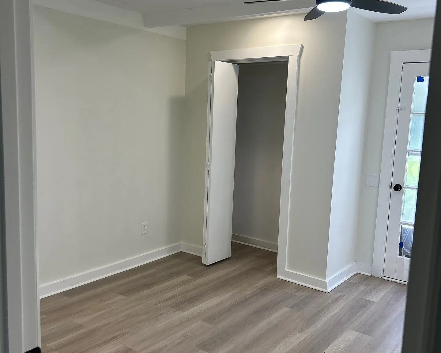 3 bed, 1299 sqft, $3,148 — Photo 4