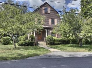 5 Fletcher Rd, Woburn, MA 01801