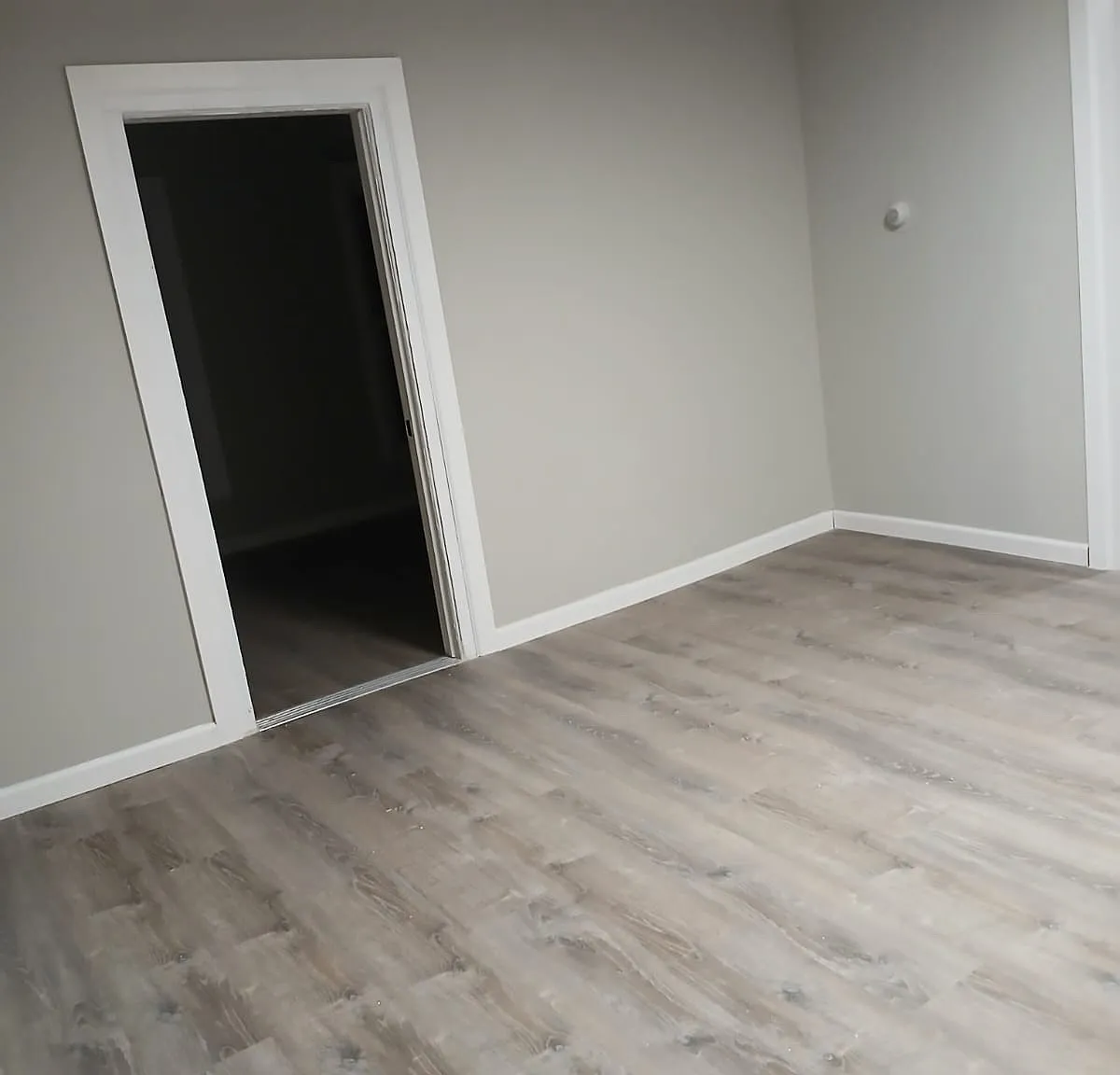 3 bed, 1300 sqft, $1,600 — Photo 3