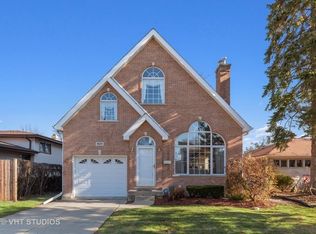 901 S 6th Ave, Des Plaines, IL