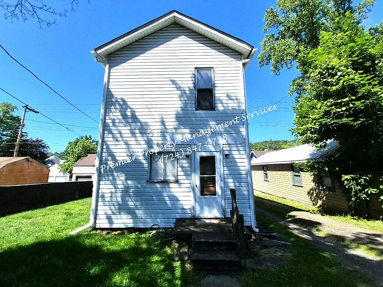 1613 4th Ave #FRONT — Photo 2