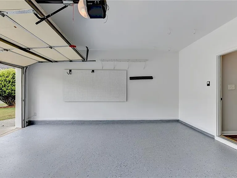 2208 Staunton Dr — Photo 47