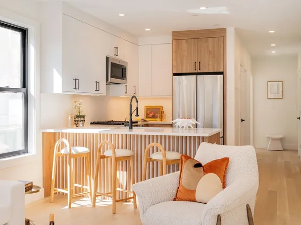 252 Bremen St #1, Boston, MA 02128