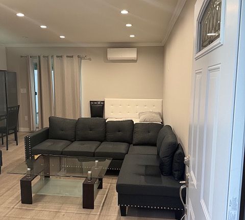 4th image of 9250 Lev Ave #9248