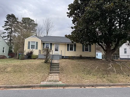 6515 Wessex Ln Photo 1