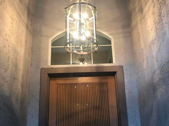 Elegant entry