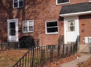 813 Grant Rd, Folcroft, PA 19032