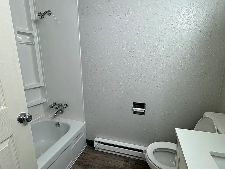 2405 W 2nd Ave #23 — Photo 10