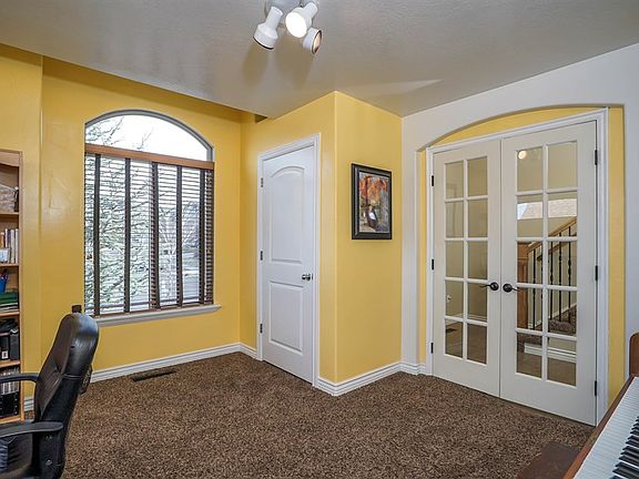 4th image of 14642 S Pine Rose Dr