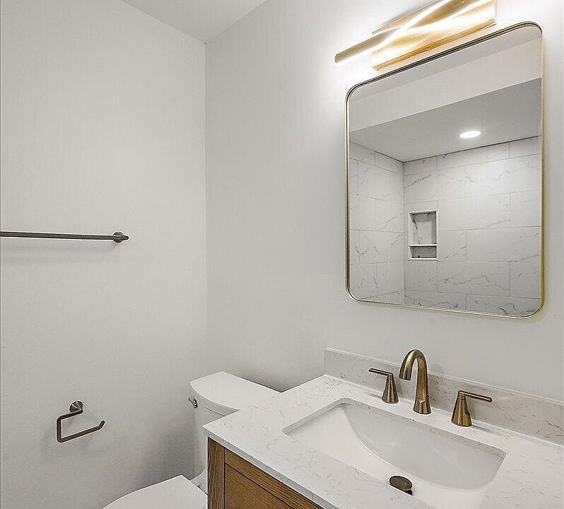 4167 Arlington Dr, photo 13