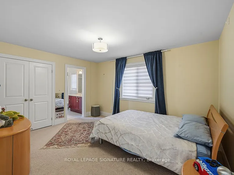 9 William Bowes Blvd — Photo 18